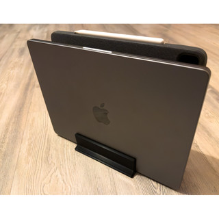 Apple MacBook Pro M4 14 inci
